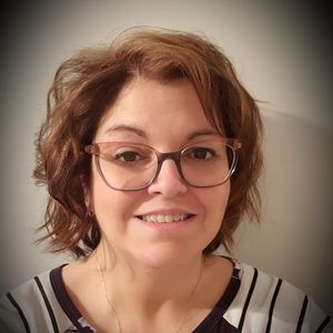 Meet your Posher, Karine